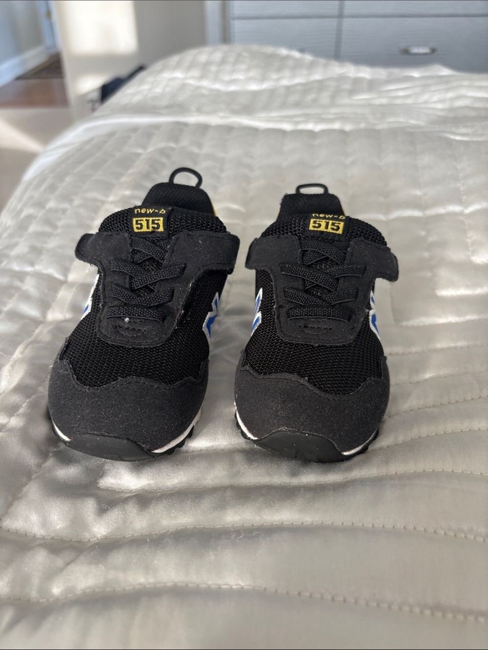 New Balance 515 kids infants size 4.5 black and blue